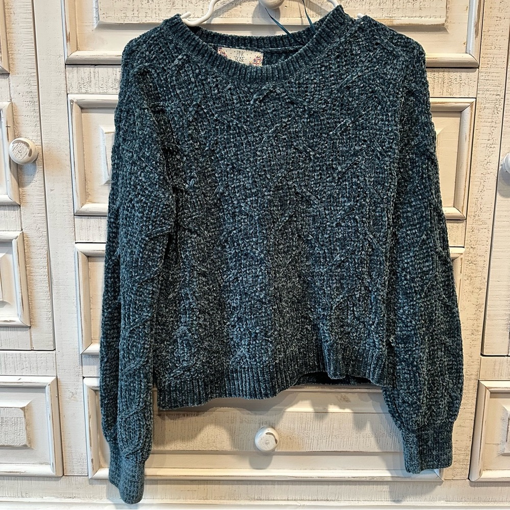 Sweater (Small)